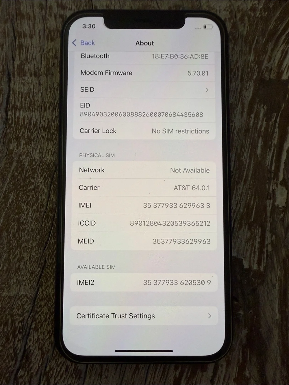 Apple iPhone 12 64gb in Black